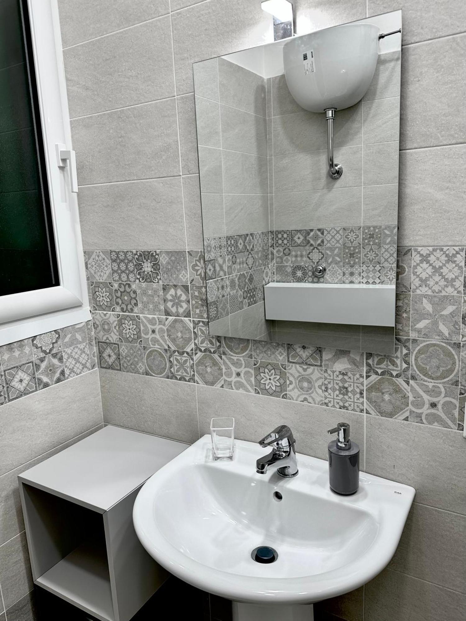 Napule House - Napoli Appartamento In Centro Екстериор снимка