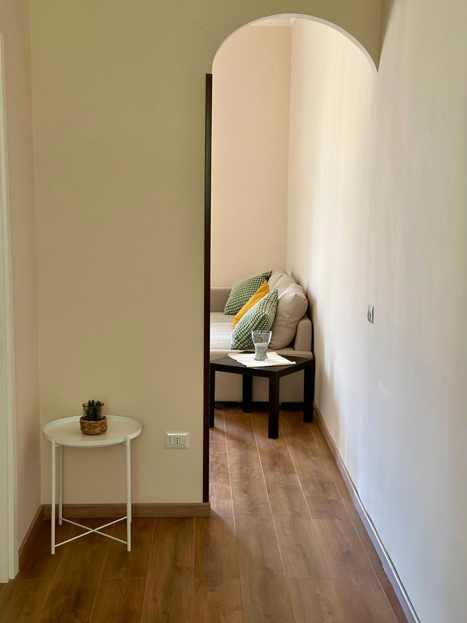 Napule House - Napoli Appartamento In Centro Екстериор снимка